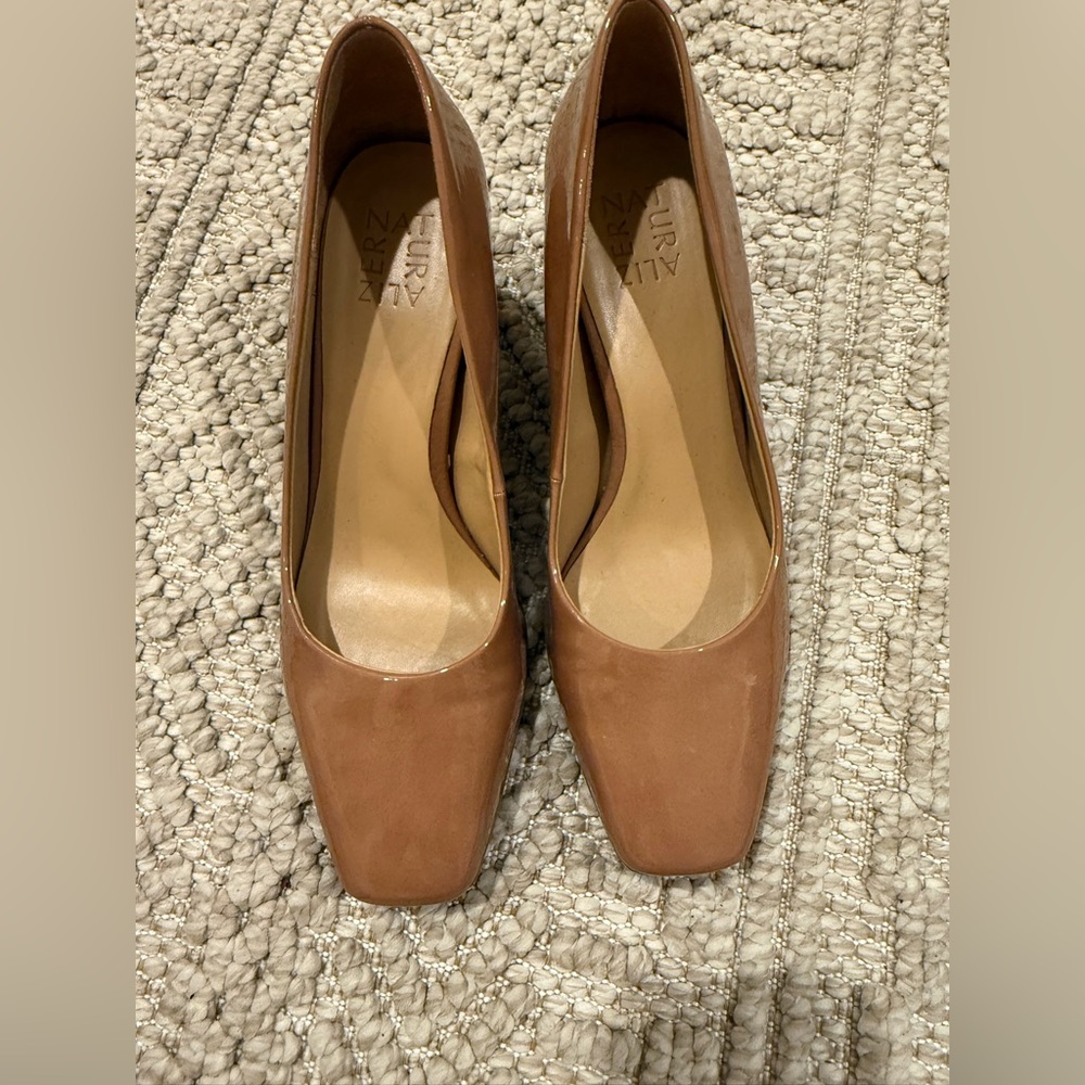 Naturalizer Warner Square Toe Tan/Nude Patent Leather Pumps